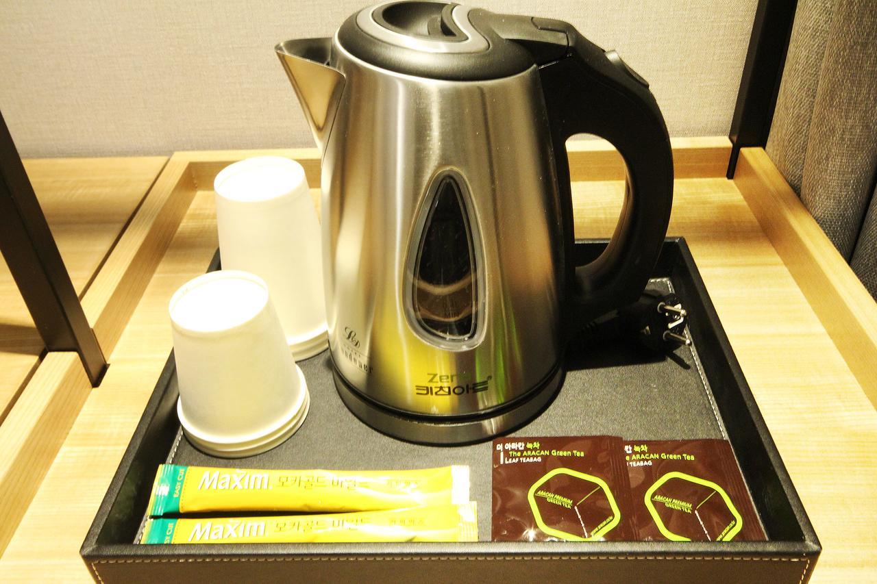 בוסאן Hotel Londoner Hwamyeong מראה חיצוני תמונה
