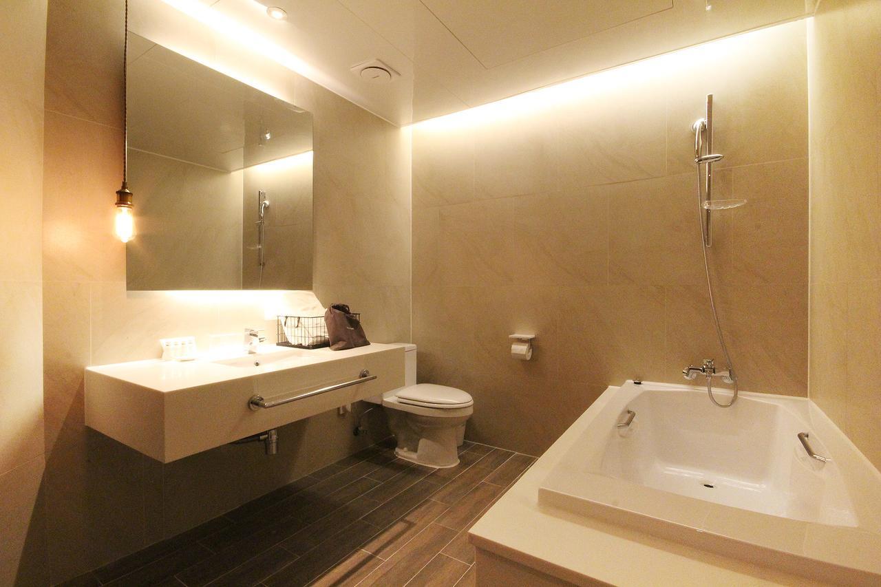 בוסאן Hotel Londoner Hwamyeong מראה חיצוני תמונה