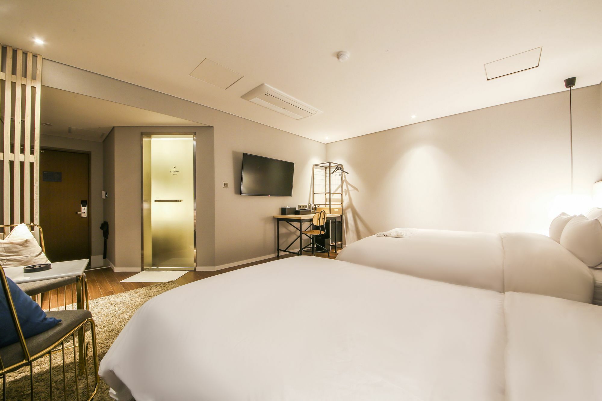 בוסאן Hotel Londoner Hwamyeong מראה חיצוני תמונה