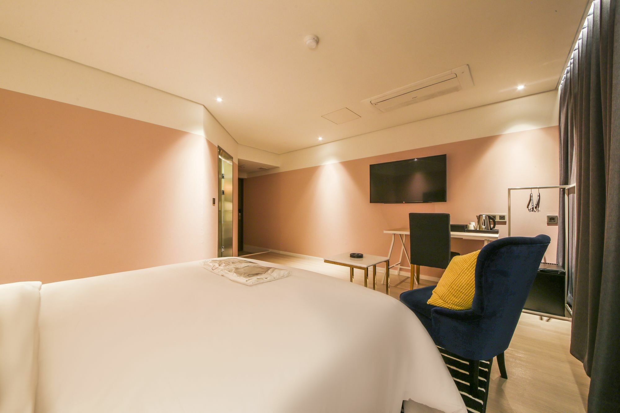 בוסאן Hotel Londoner Hwamyeong מראה חיצוני תמונה