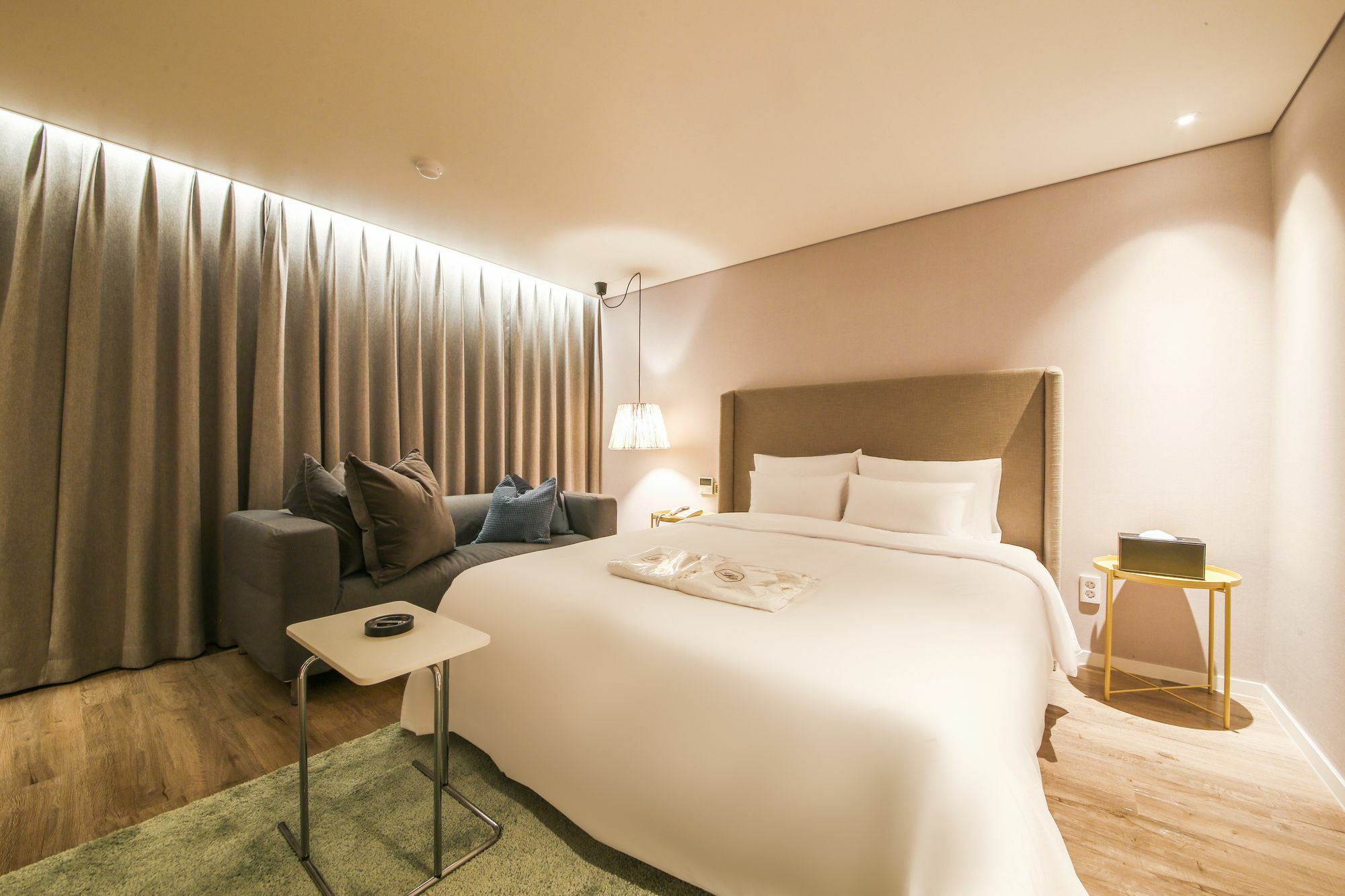 בוסאן Hotel Londoner Hwamyeong מראה חיצוני תמונה